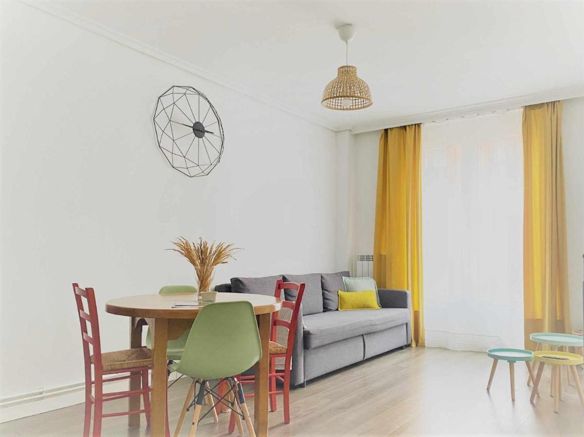 Apartamento Ayla Camino de Santiago Pamplona Exterior foto